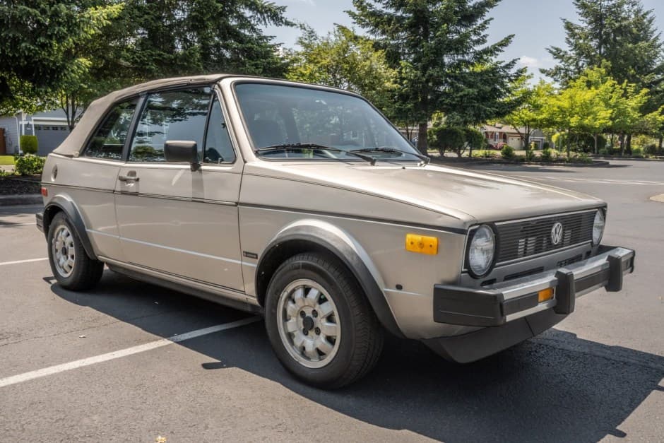 1985 Volkswagen Golf/Rabbit Cabriolet sold for $2,085