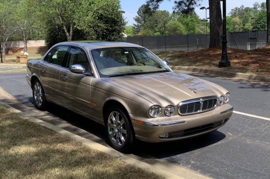2004 Jaguar X350/X356/X358 XJ (2004-2009) sold for $11,200