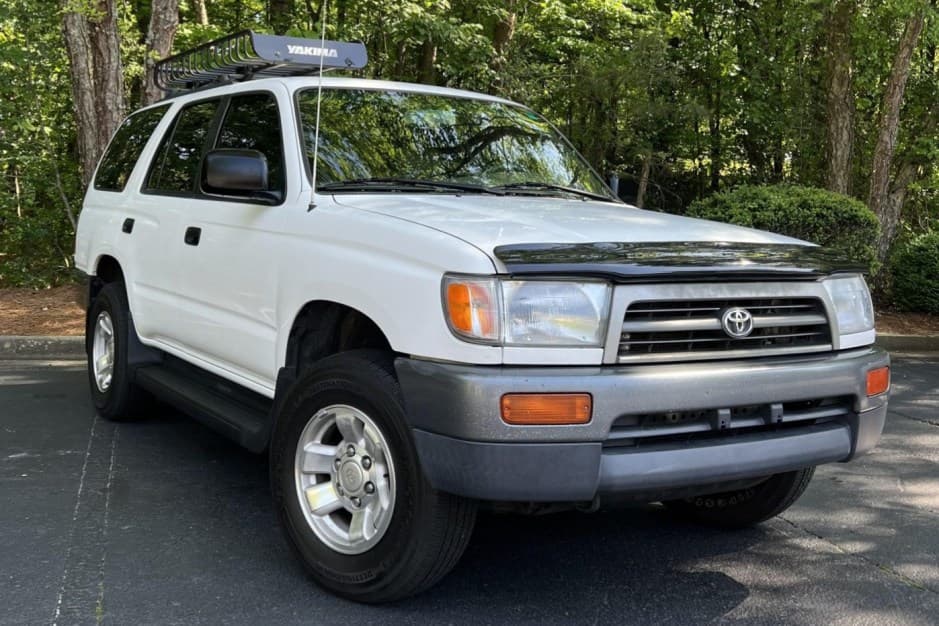 1997 Toyota 4Runner (N180) sold for $8,600
