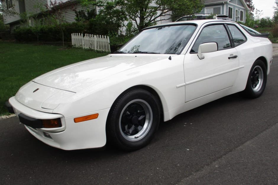 1984 Porsche 944 sold for $28,000