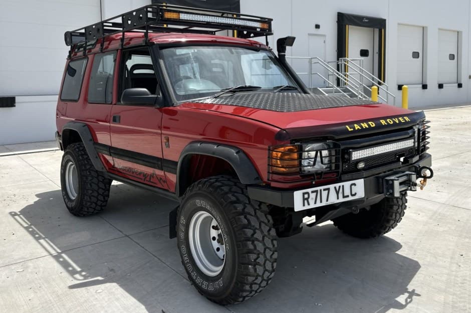 1998 Land Rover Discovery sold for $9,311