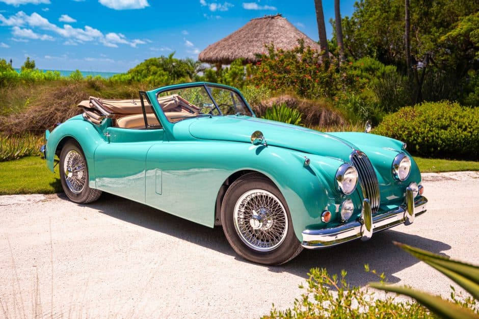 1956 Jaguar XK140 sold for $81,365