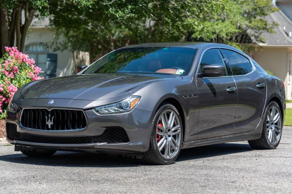 2016 Maserati Ghibli sold for $23,780