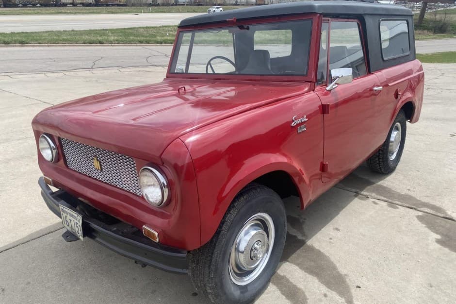 1964 International Harvester Scout sold for $13,000