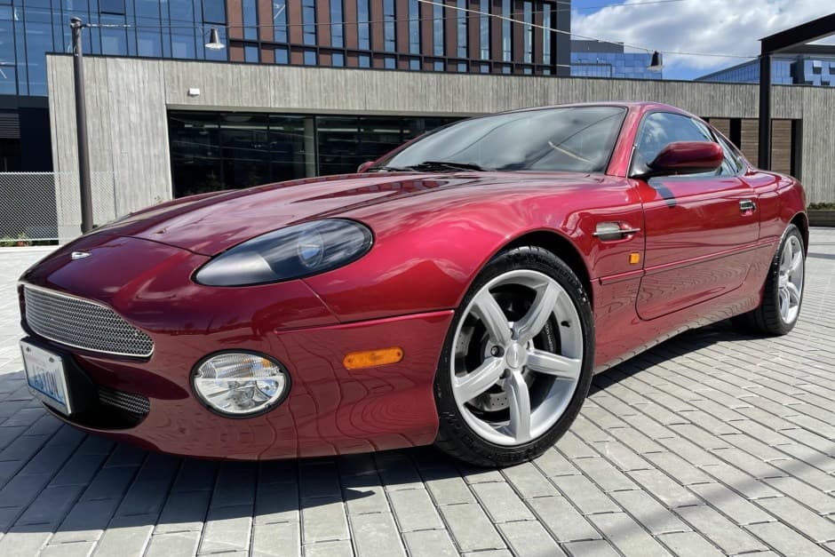 2001 Aston Martin DB7 sold for $39,250