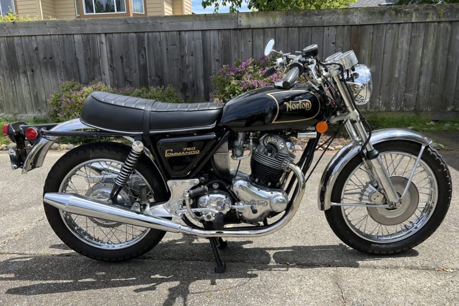1972 Norton Commando sold for $13,000