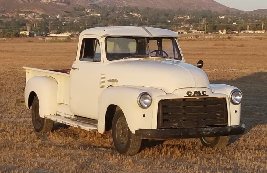 1952 GMC New Design Pickup (1947-1955) sold for $7,500