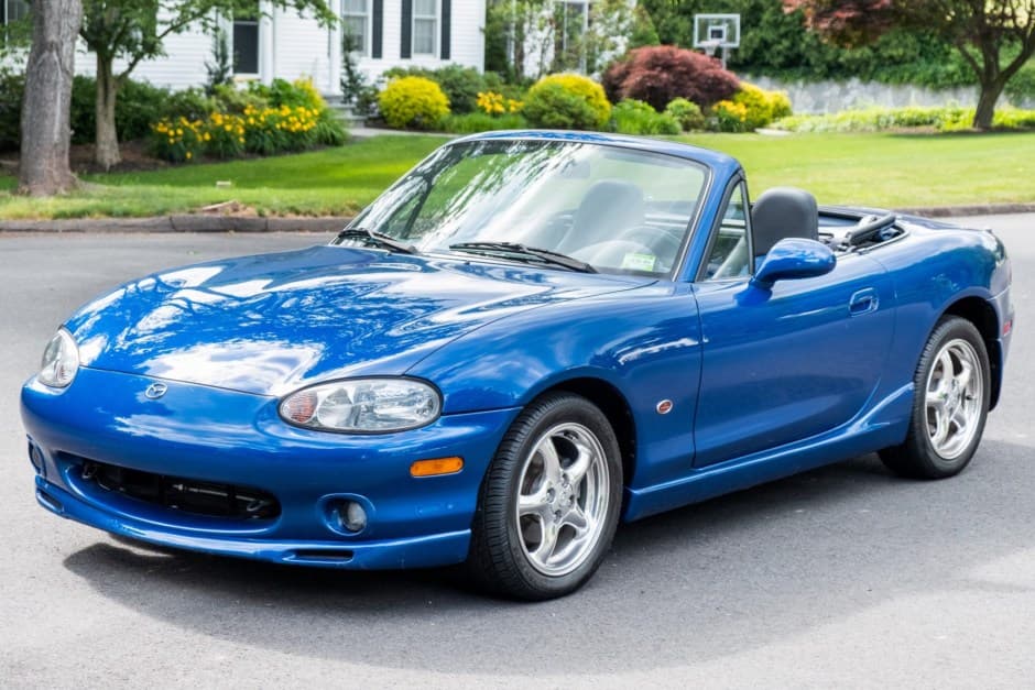 1999 Mazda NB MX-5 Miata sold for $22,000
