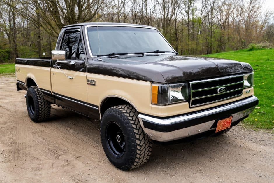 1988 Ford F-Series 1987-1991 sold for $11,775