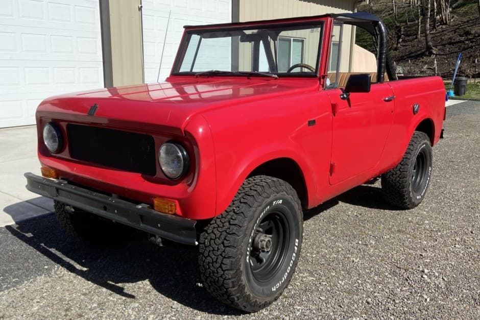 1968 International Harvester Scout sold for $14,750