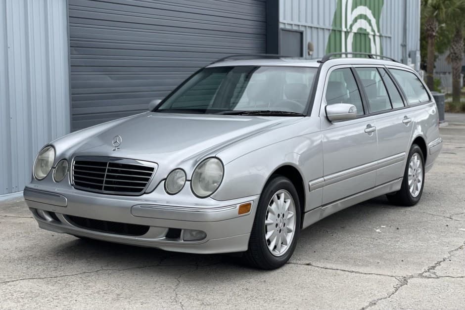 2003 Mercedes-Benz W210 E-Class sold for $6,600