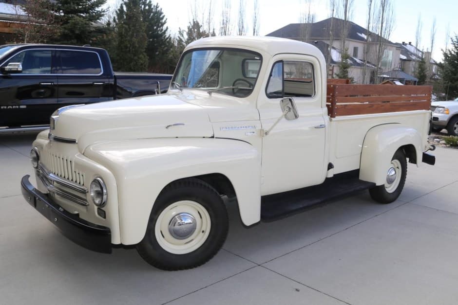 1951 International Harvester Pickup sold for $8,000