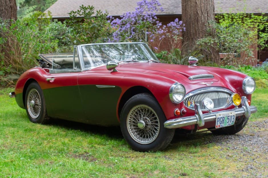 1963 Austin-Healey 3000 sold for $13,000