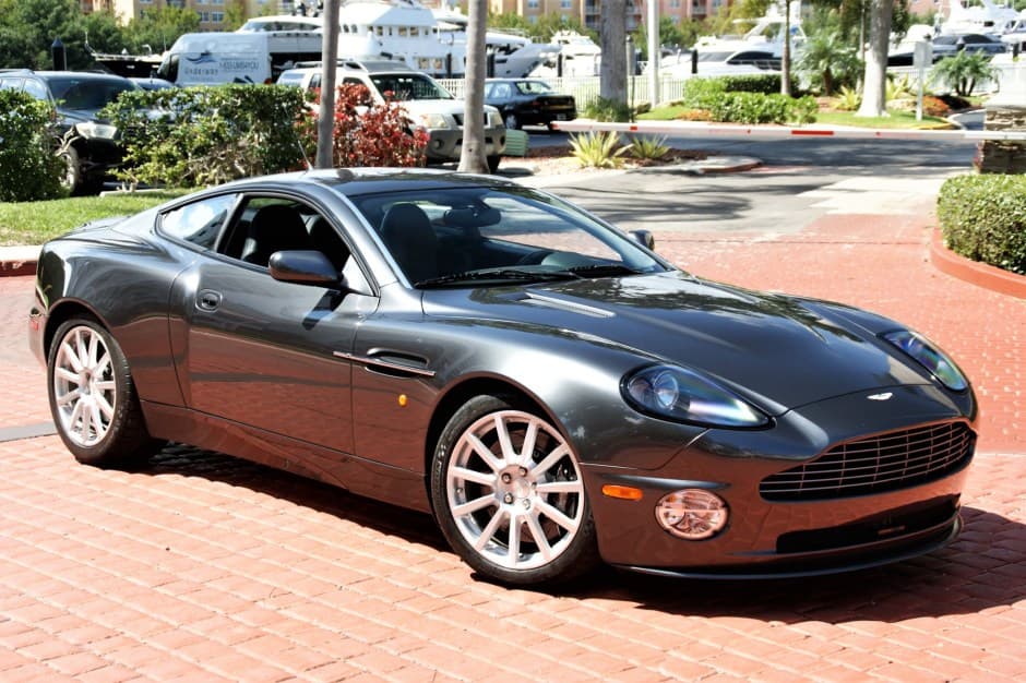 2006 Aston Martin Vanquish sold for $82,250