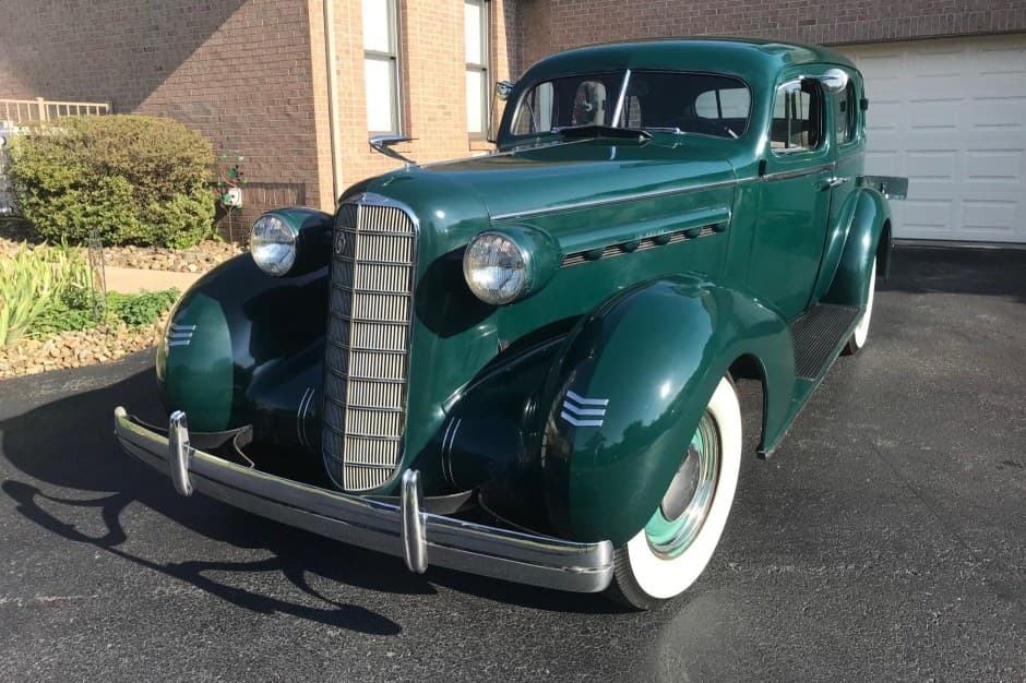 1936 LaSalle Series 50 sold for $11,500