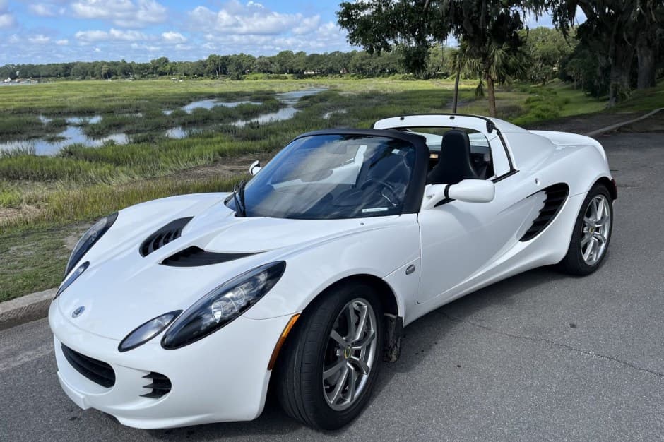 2009 Lotus Elise sold for $45,000