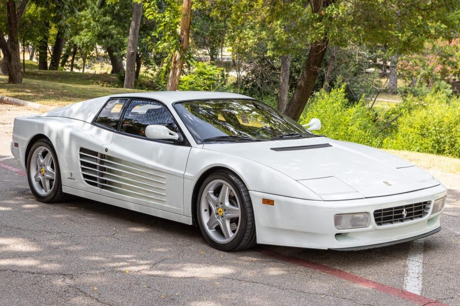 1992 Ferrari Testarossa sold for $274,000
