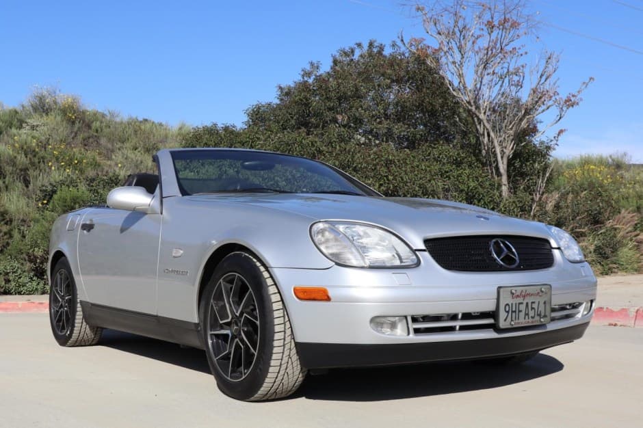 1998 Mercedes-Benz SLK-Class sold for $8,000