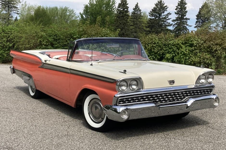1959 Ford Galaxie sold for $36,000