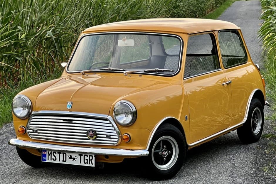 1976 Mini Mk III-Mk V sold for $50,000