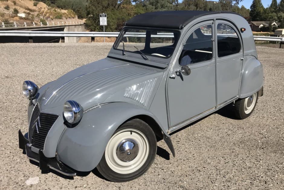 1960 Citroen 2CV sold for $13,500