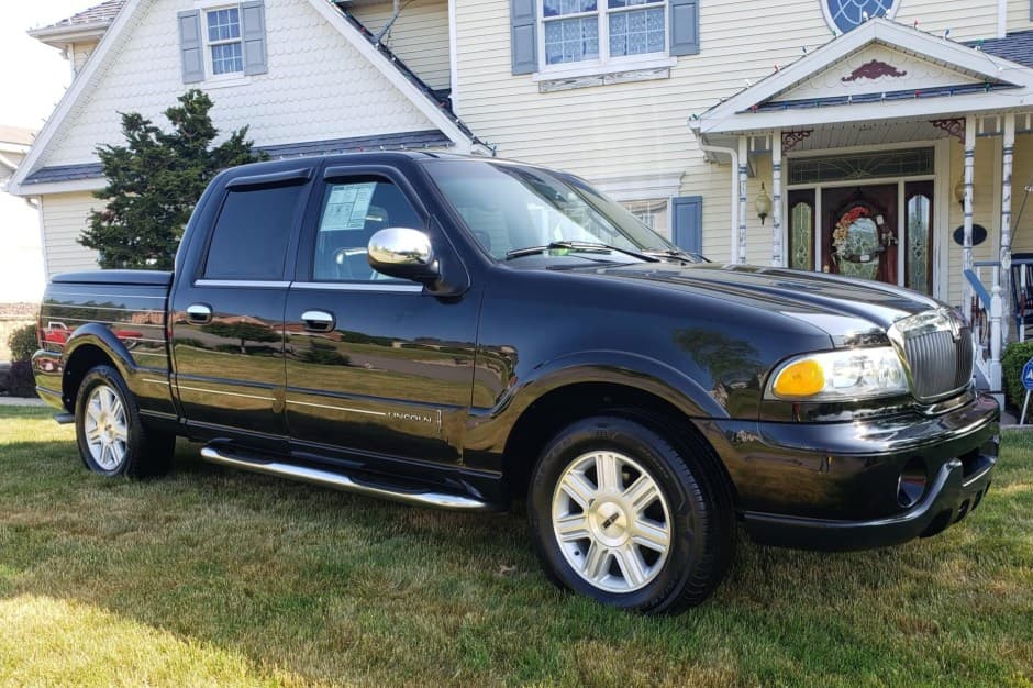 2002 Lincoln Blackwood & Mark LT sold for $15,750