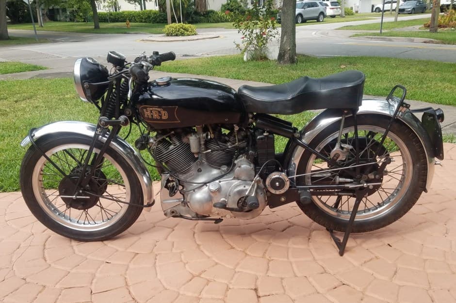 1948 Vincent Rapide sold for $40,000