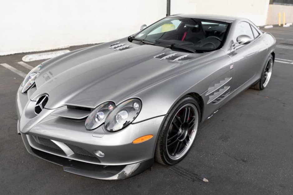 2007 Mercedes-Benz SLR McLaren sold for $605,000