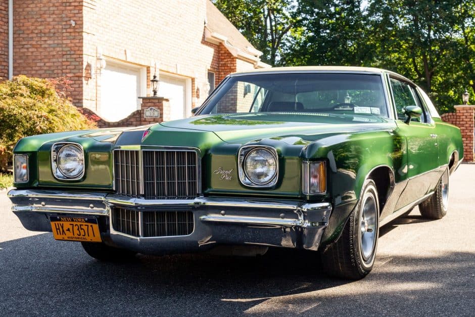 1972 Pontiac Grand Prix sold for $40,002