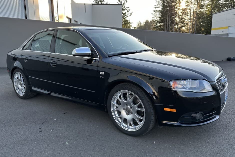 2006 Audi S4 sold for $11,777