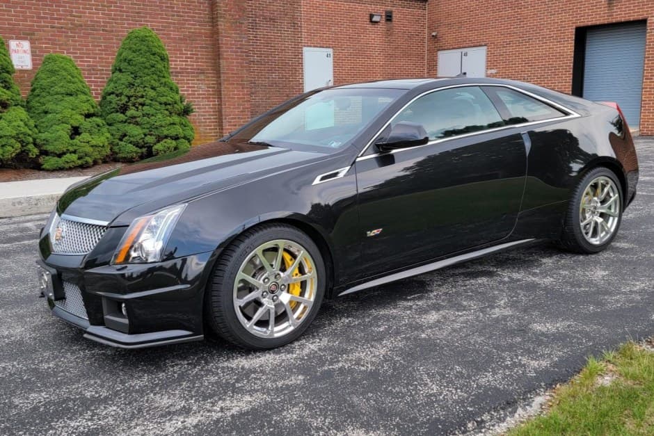 2012 Cadillac CTS & CTS-V sold for $40,000