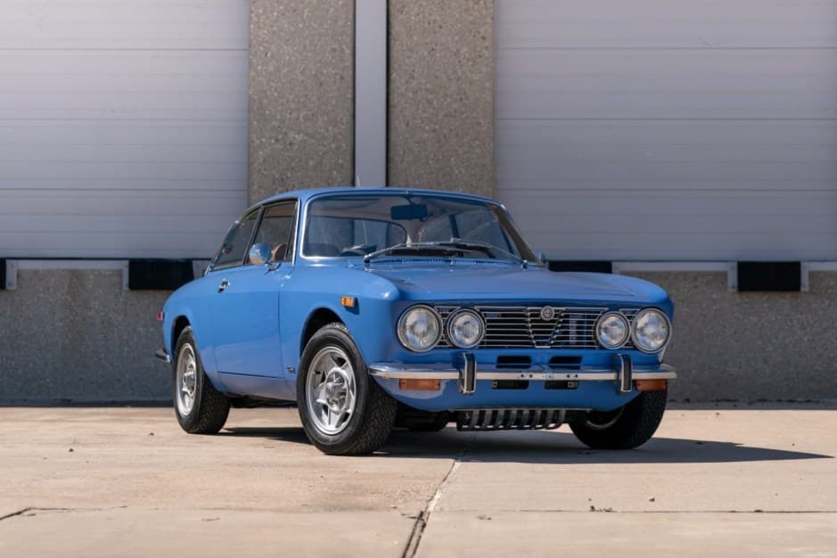 1974 Alfa Romeo 105/115 Series Coupe sold for $34,000