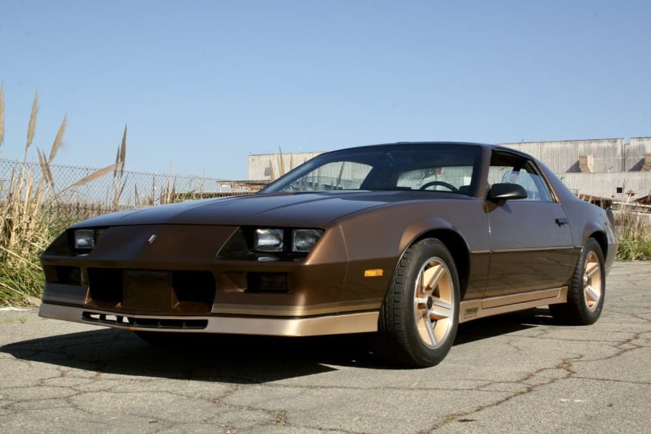 1984 Chevrolet Camaro 3rd Generation 1982-1992 sold for $17,750