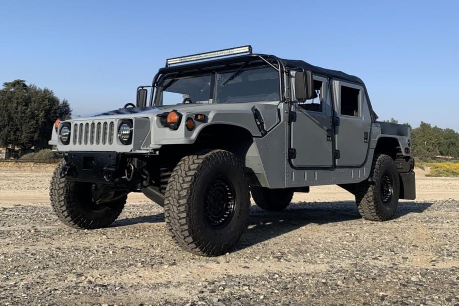 2006 Hummer HMMWV/Humvee sold for $49,000