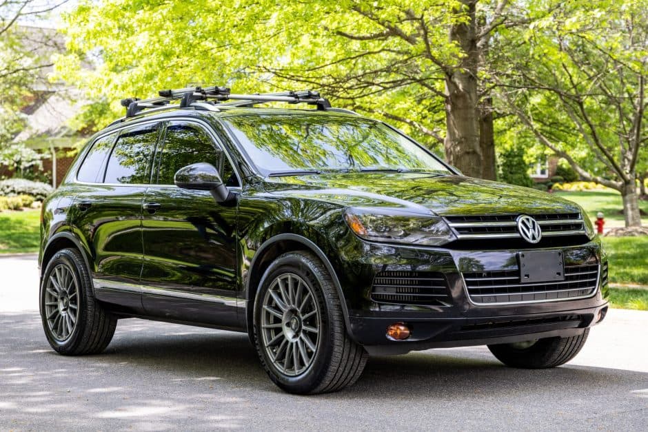 2012 Volkswagen Touareg sold for $18,500