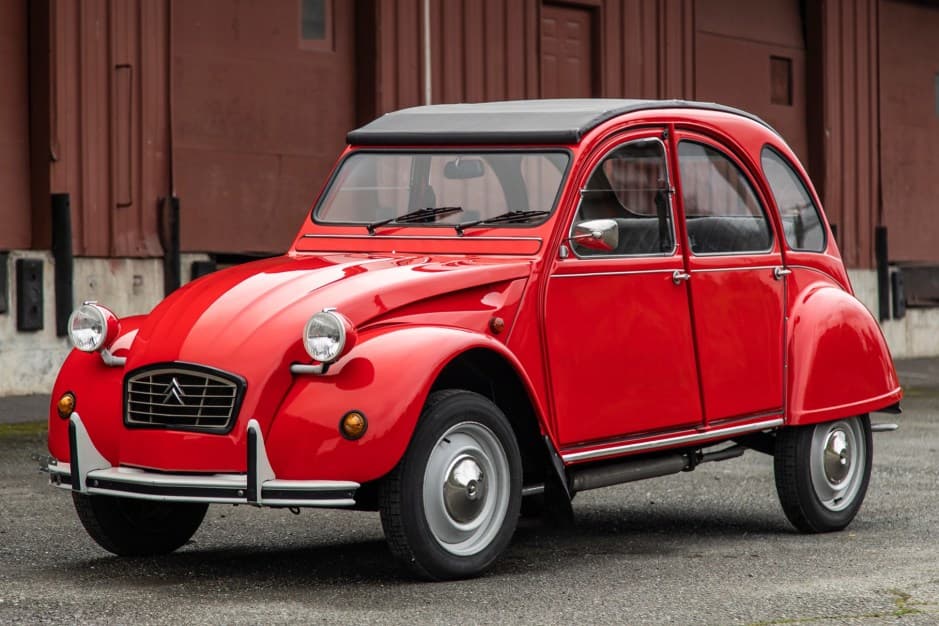 1989 Citroen 2CV sold for $15,500