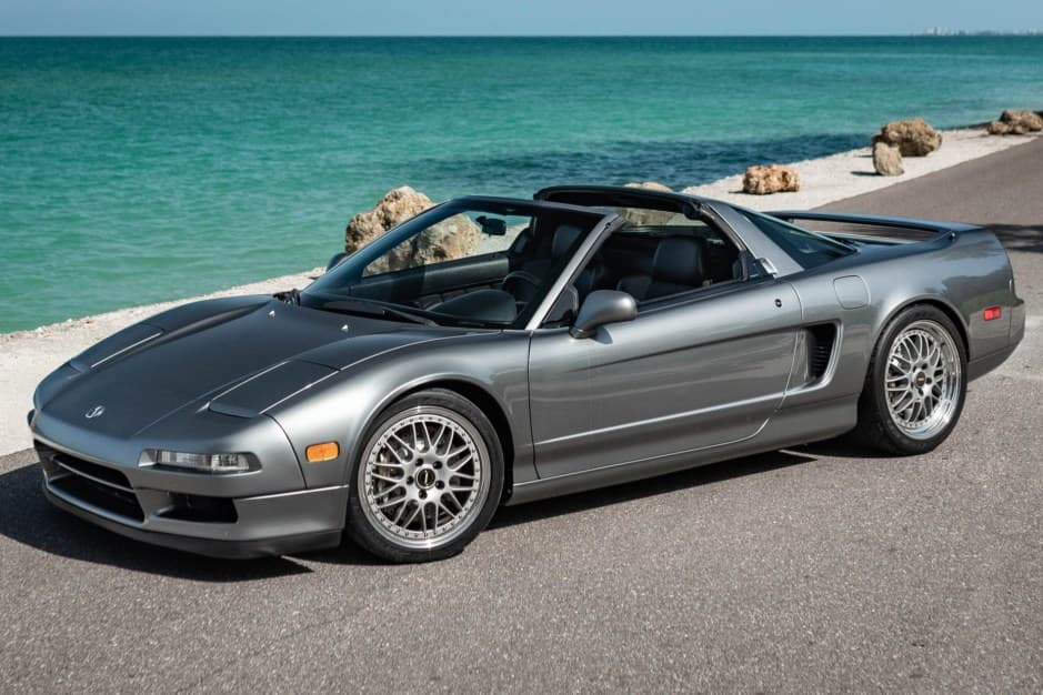 1998 Acura NSX NA2 sold for $141,000