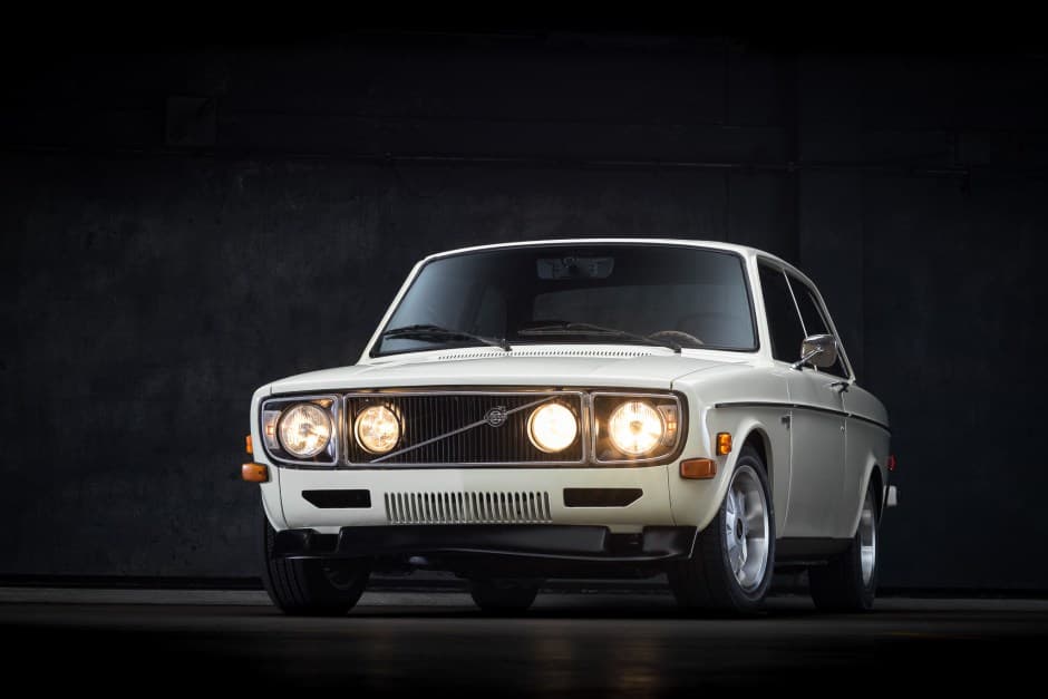 1971 Volvo 140 sold for $50,000