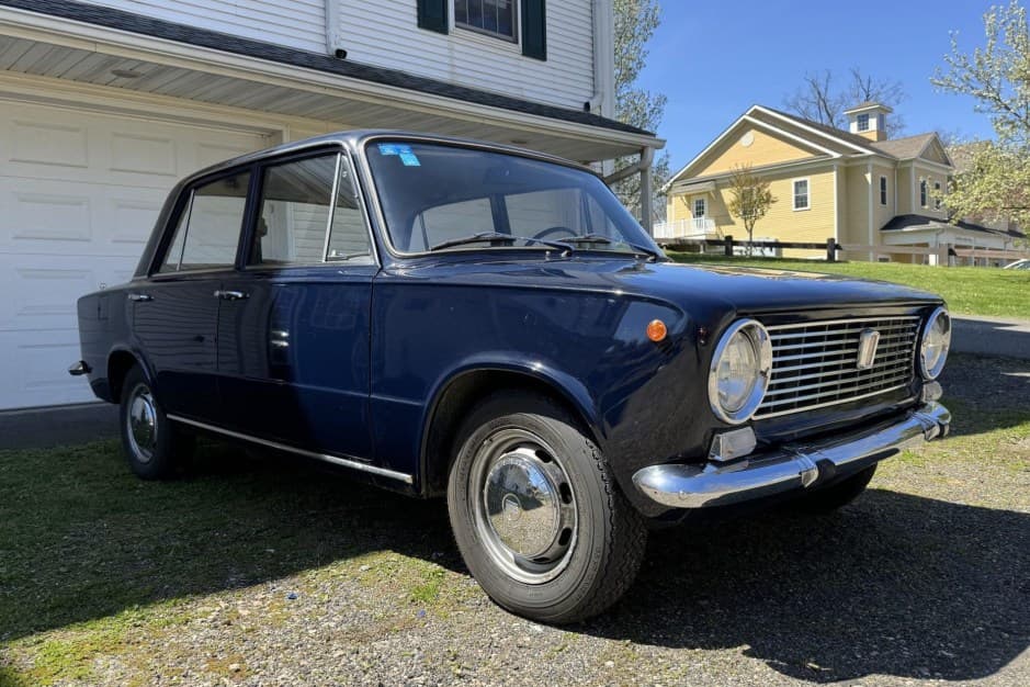 1969 Fiat 124 Sedan sold for $6,000