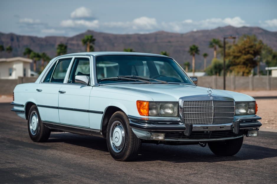 1975 Mercedes-Benz W116 S-Class sold for $8,716