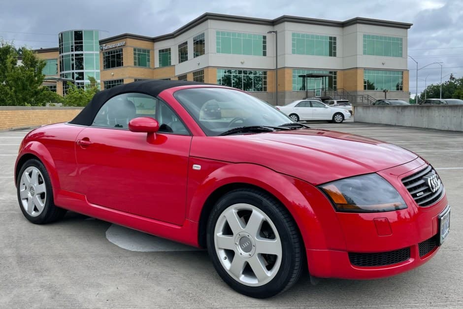 2002 Audi TT sold for $15,501