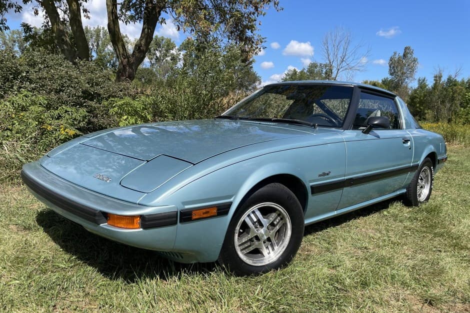 1985 Mazda RX-7 FB sold for $6,800