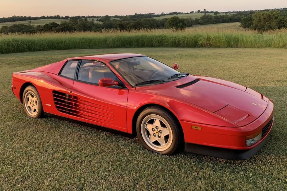 1990 Ferrari Testarossa sold for $190,000