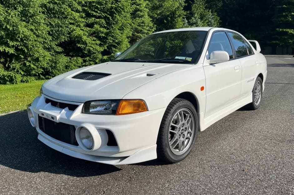 1997 Mitsubishi Lancer Evolution sold for $24,250