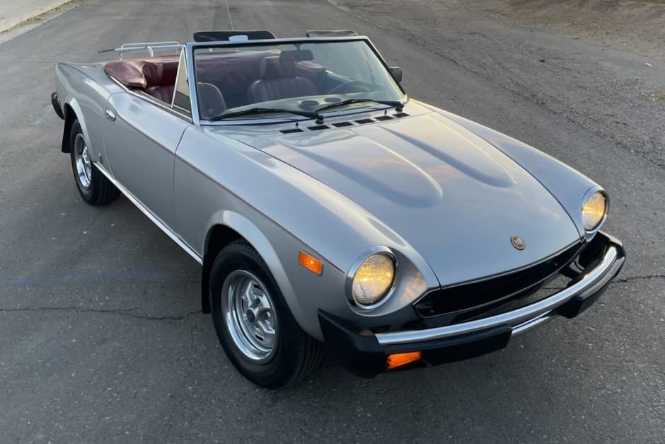1979 Fiat 124 Spider (1966-1985) sold for $14,000