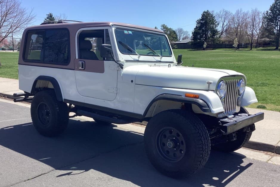 1982 Jeep CJ-8 sold for $20,500