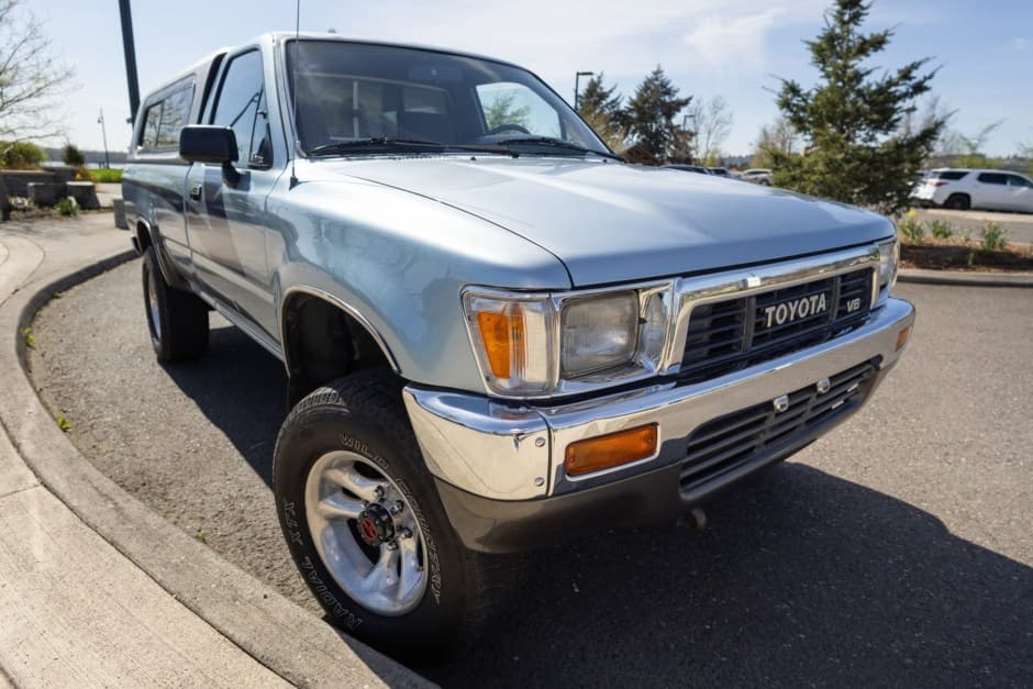 1989 Toyota Pickup (N80/90/100/110 1989-1997) sold for $8,600