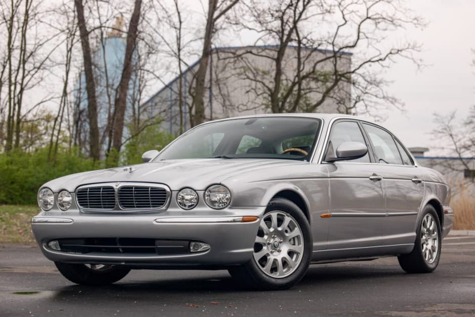 2004 Jaguar X350/X356/X358 XJ (2004-2009) sold for $8,900