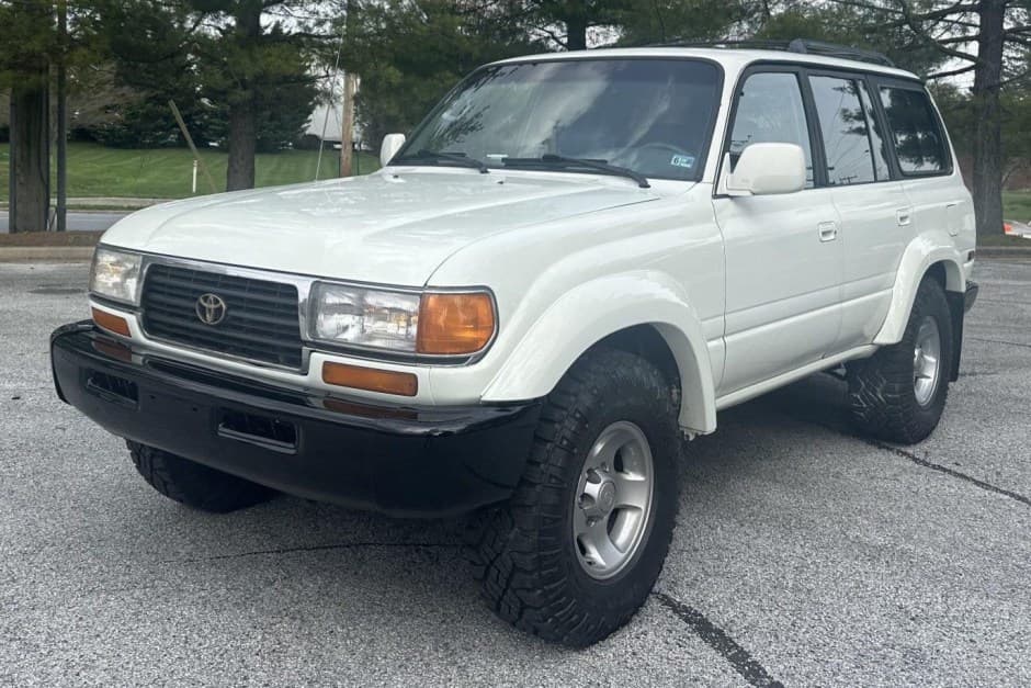 1997 Toyota Land Cruiser 80-Series sold for $24,369