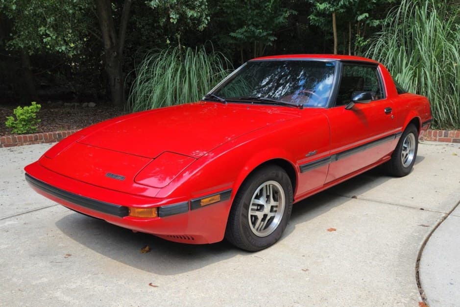 1985 Mazda RX-7 FB sold for $14,500
